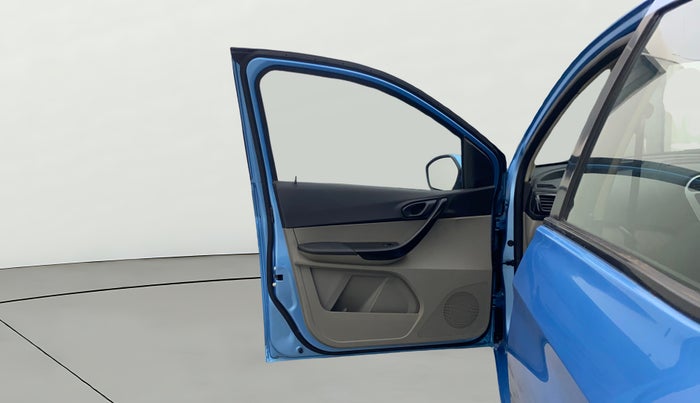 2016 Tata Tiago XT PETROL, Petrol, Manual, 46,127 km, LHS Front Door