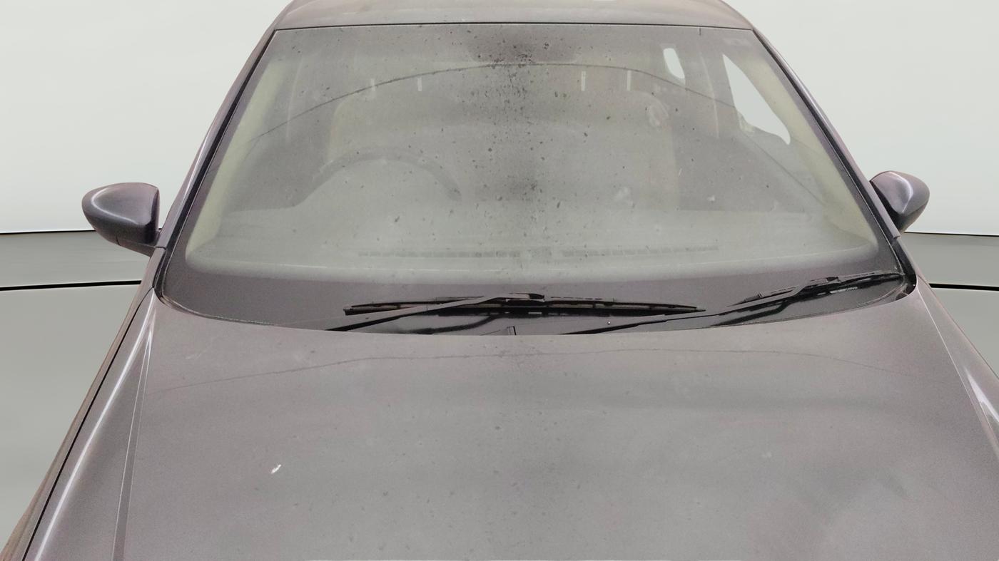 2015 Volkswagen Vento HIGHLINE 1.5 AT, Diesel, Automatic, 1,43,813 km, Front Windshield