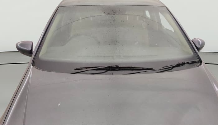 2015 Volkswagen Vento HIGHLINE 1.5 AT, Diesel, Automatic, 1,43,813 km, Front Windshield