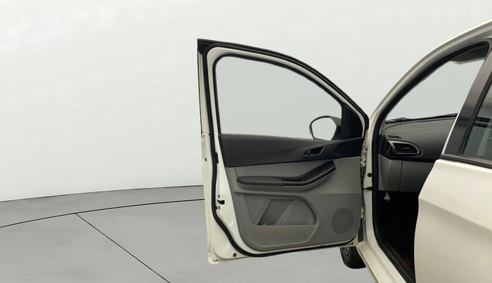 2023 Tata Tiago XT PETROL, Petrol, Manual, 26,861 km, LHS Front Door