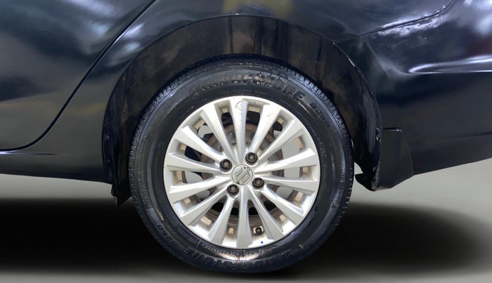2017 Maruti Ciaz ZDI SHVS, Diesel, Manual, 64,319 km, Left Rear Wheel