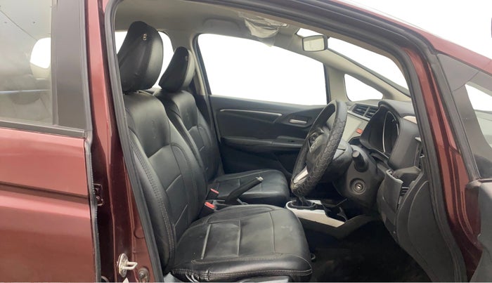 2015 Honda Jazz 1.5L I-DTEC VX, Diesel, Manual, 1,22,998 km, Right Side Front Door Cabin