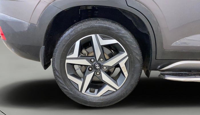 2022 Hyundai ALCAZAR PRESTIGE 2.0 MT 7STR, Petrol, Manual, 38,148 km, Right Rear Wheel