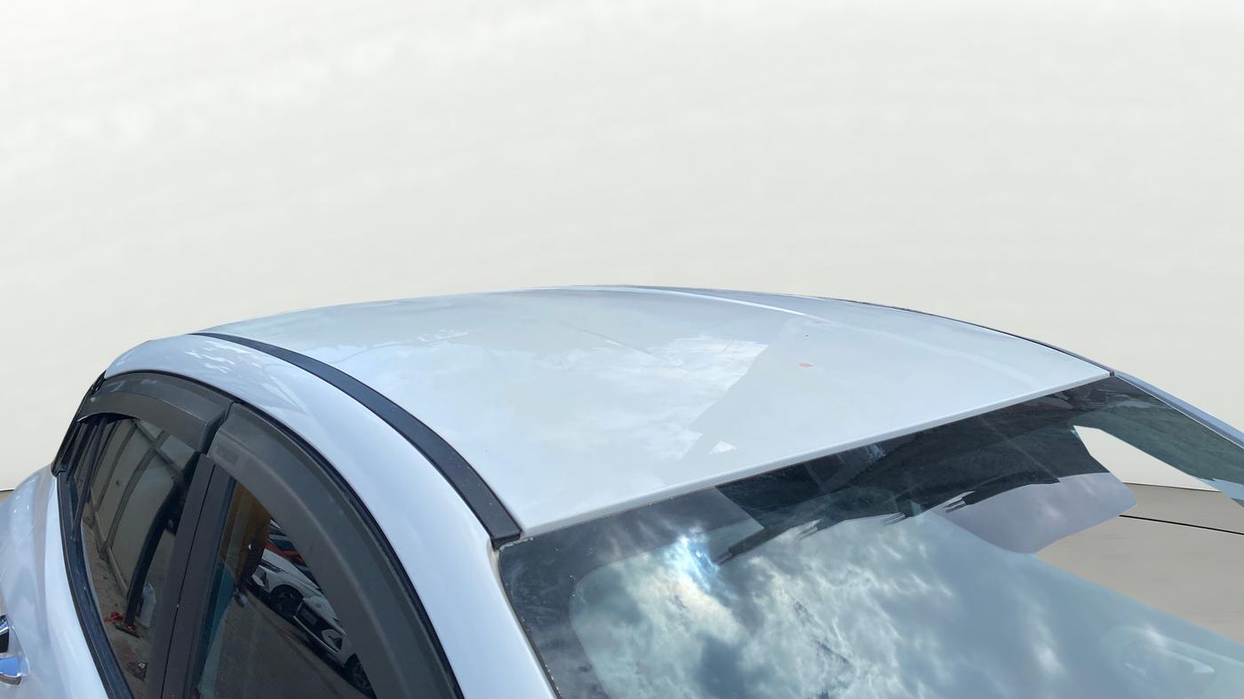 2020 Hyundai AURA SX 1.2, Petrol, Manual, 1,32,585 km, Roof