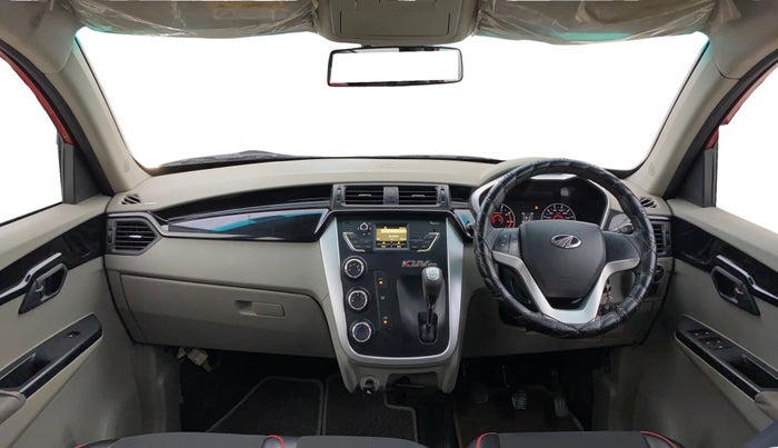 2016 Mahindra Kuv100 K8 6 STR, Petrol, Manual, 38,570 km, Dashboard