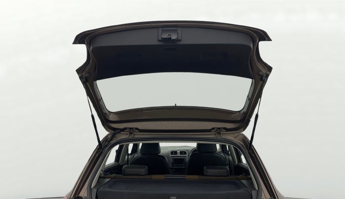 2018 Volkswagen Polo HIGHLINE PLUS 1.0 16 ALLOY, Petrol, Manual, 50,643 km, Boot Door Open