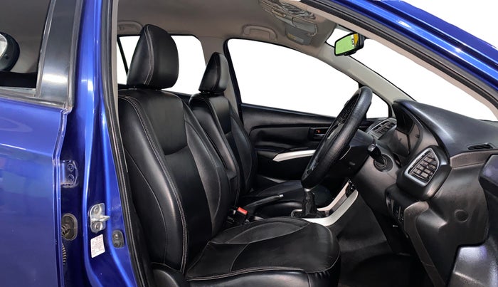 2015 Maruti S Cross DELTA 1.6, Diesel, Manual, 69,587 km, Right Side Front Door Cabin