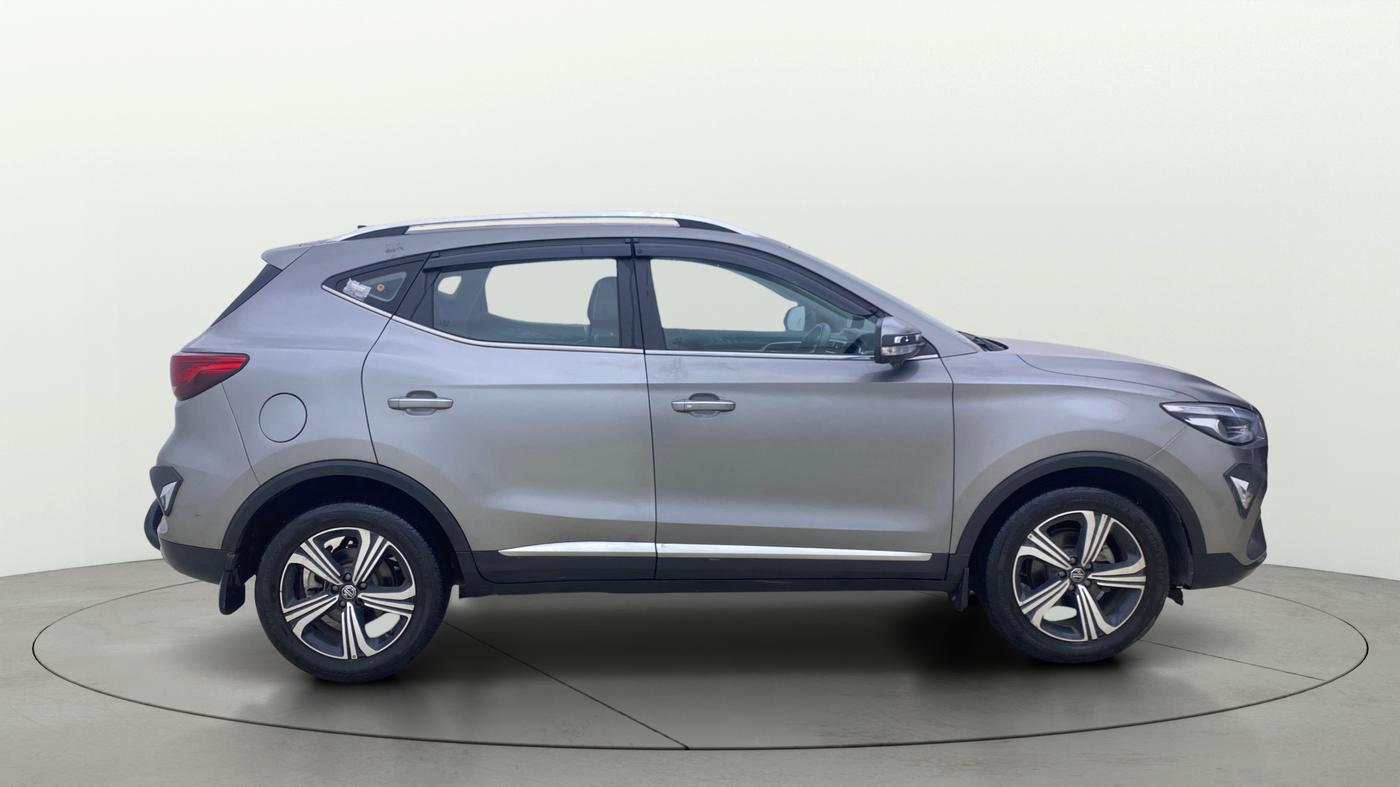 2023 MG ASTOR SHARP 1.5 CVT, Petrol, Automatic, 10,596 km, Right Side View