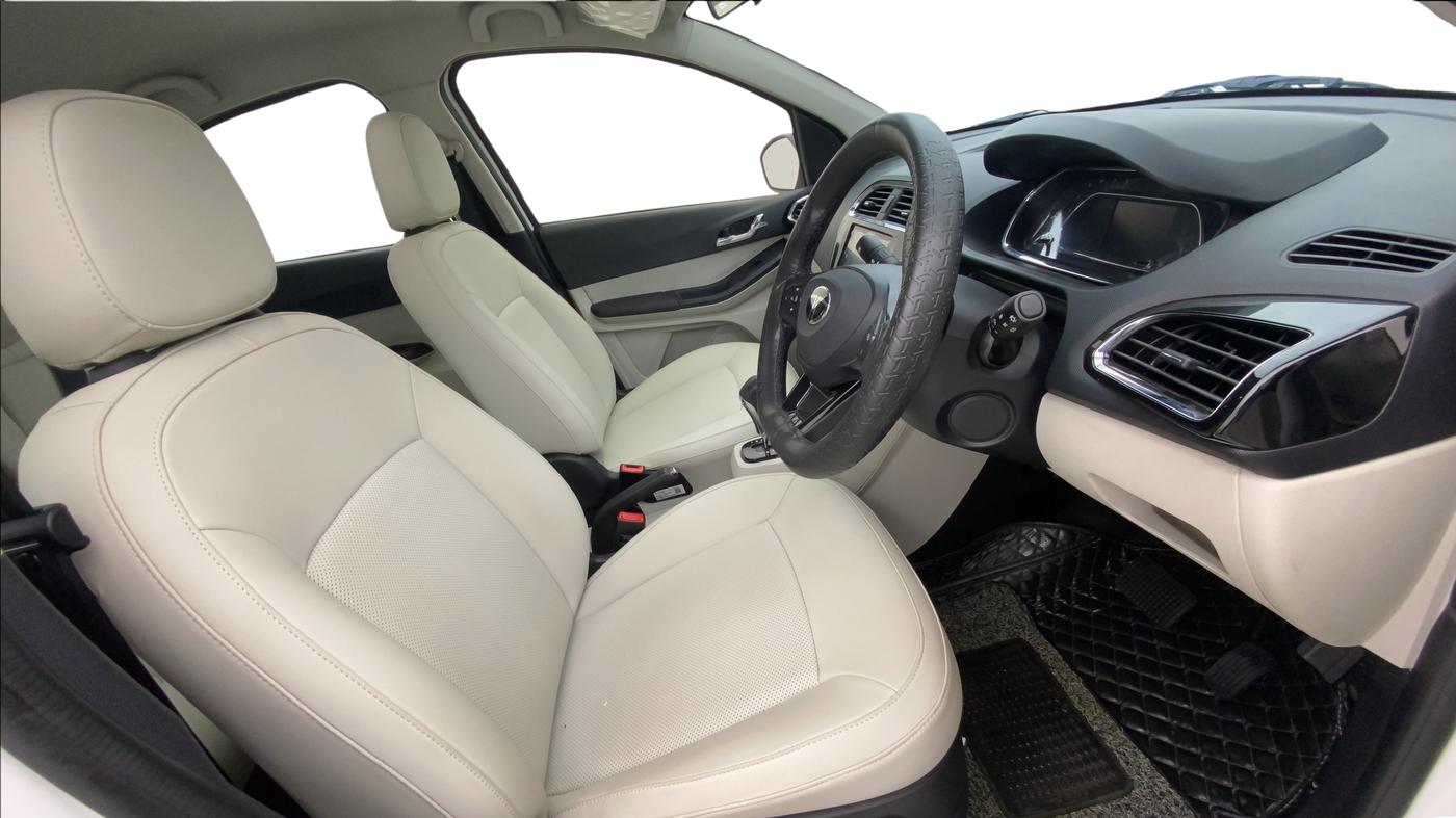 2024 Tata TIGOR XZA PLUS PETROL, Petrol, Automatic, 14,222 km, Right Side Front Door Cabin