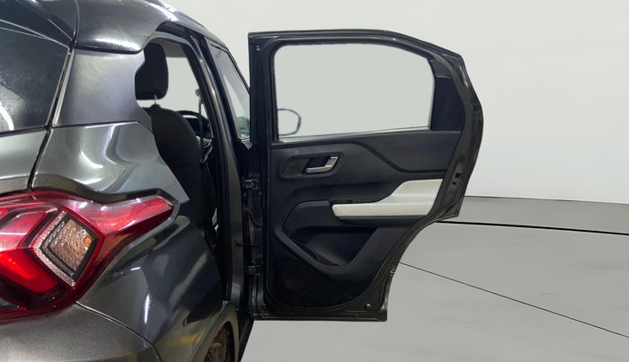 2022 Tata PUNCH CREATIVE  MT, Petrol, Manual, 86,375 km, RHS Rear Door