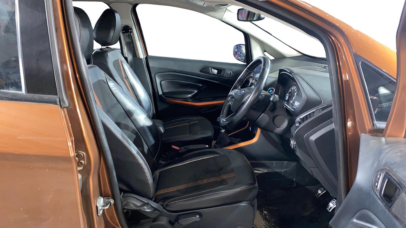 2018 Ford Ecosport TITANIUM 1.0L ECOBOOST SPORTS(SUNROOF), Petrol, Manual, 82,712 km, Right Side Front Door Cabin