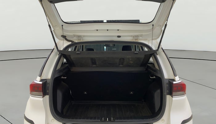 2021 KIA SONET HTX 1.5, Diesel, Manual, 89,397 km, Boot Open Zoomed View