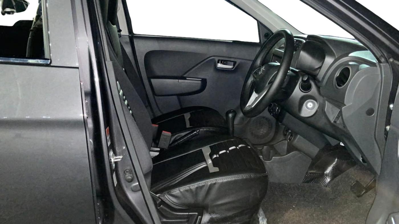 2025 Maruti Alto K10 VXI PLUS AMT, Petrol, Automatic, 2,327 km, Right Side Front Door Cabin