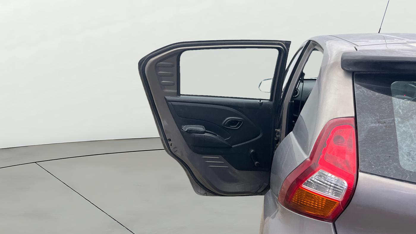 2018 Datsun Redi Go GOLD LIMITED EDITION, CNG, Manual, 1,17,484 km, LHS Rear Door