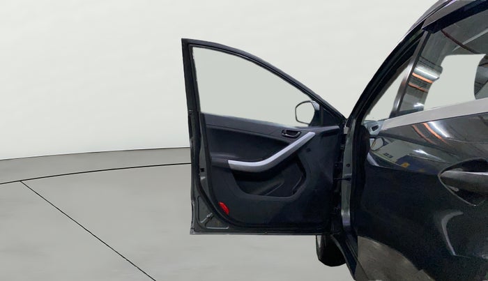 2021 Tata NEXON XM PETROL, Petrol, Manual, 80,425 km, LHS Front Door