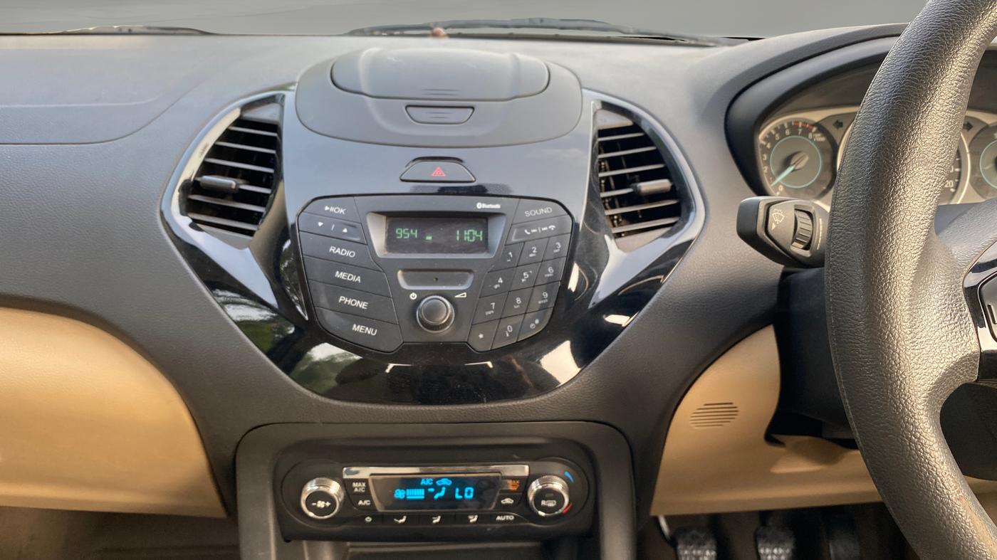 2018 Ford Figo Aspire TITANIUM 1.2 PETROL, Petrol, Manual, 49,578 km, Air Conditioner