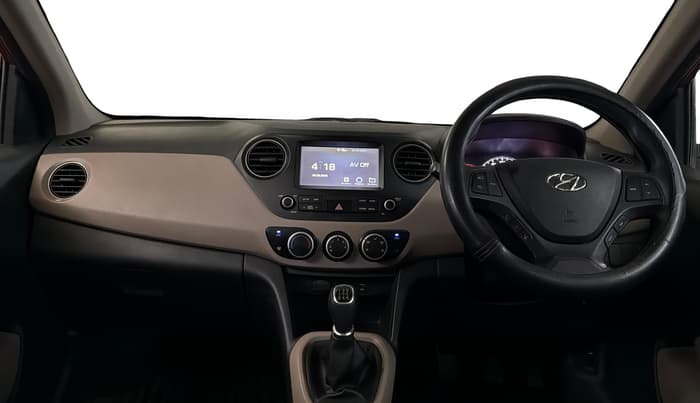 2017 Hyundai Grand i10 SPORTZ (O) 1.2 KAPPA VTVT, Petrol, Manual, 51,734 km, Dashboard
