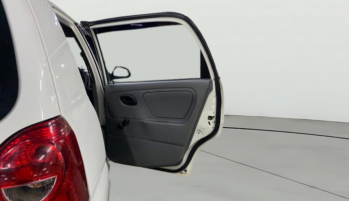 2014 Maruti Alto K10 LXI, Petrol, Manual, 81,246 km, RHS Rear Door