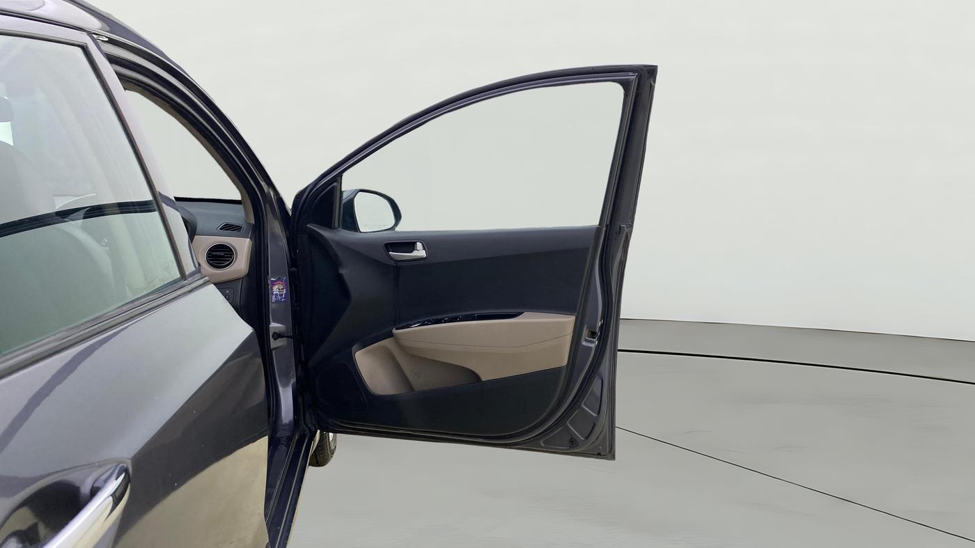 2015 Hyundai Grand i10 ASTA AT 1.2 KAPPA VTVT, Petrol, Automatic, 70,966 km, RHS Front Door