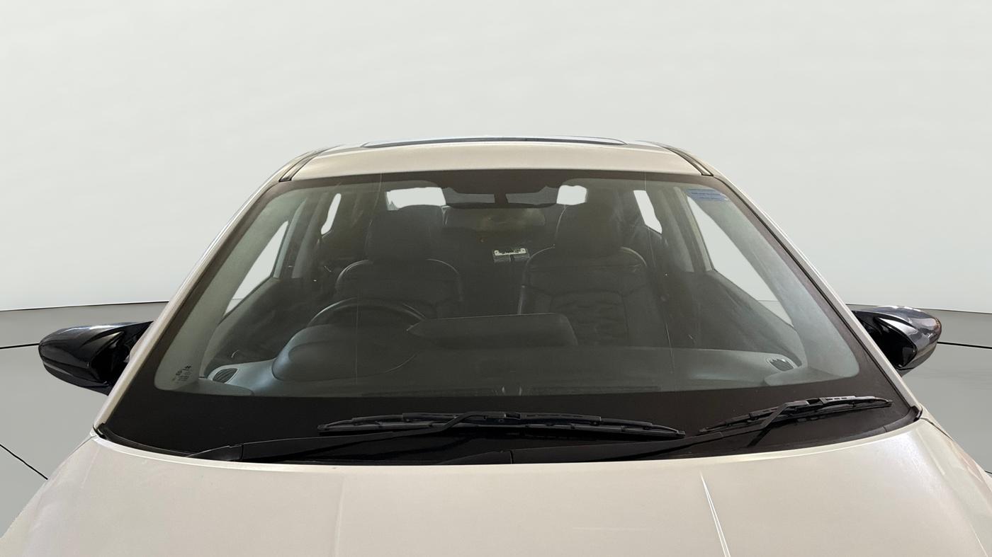 2023 Hyundai NEW I20 ASTA (O) 1.2 IVT, Petrol, Automatic, 56,123 km, Front Windshield