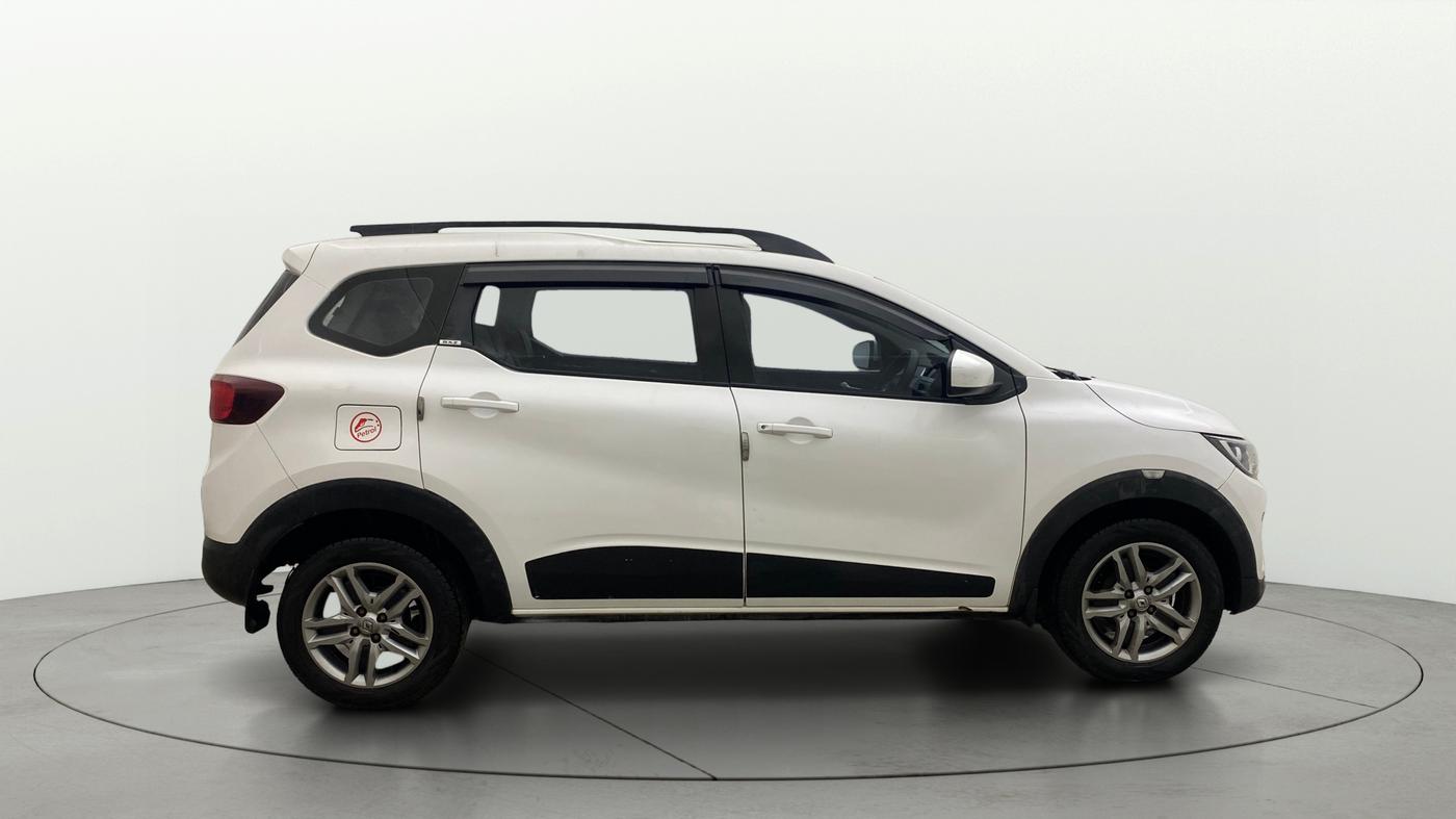 2021 Renault TRIBER RXZ AMT, Petrol, Automatic, 1,11,751 km, Right Side View
