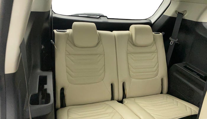 2023 KIA CARENS LUXURY PLUS 1.5 IMT PETROL, Petrol, Manual, 26,768 km, Third Seat Row ( optional )