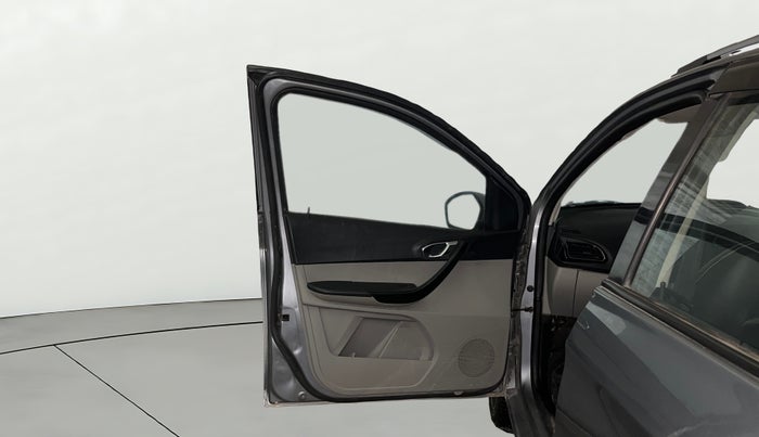 2019 Tata Tiago XZ PLUS PETROL, CNG, Manual, 93,989 km, LHS Front Door