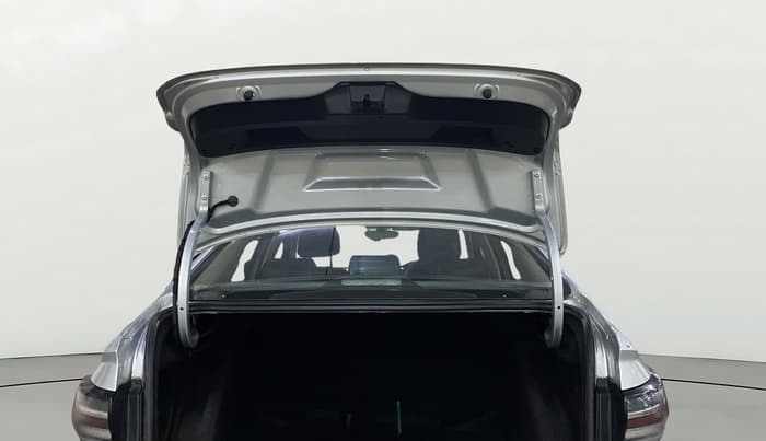 2024 Volkswagen VIRTUS Highline Plus 1.0 TSI AT, Petrol, Automatic, 21,452 km, Boot Door Open