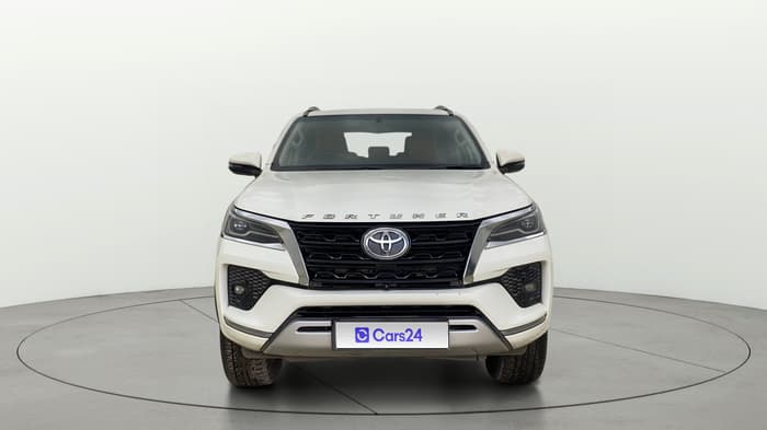 2022 Toyota Fortuner 4X4 MT 2.8 DIESEL, Diesel, Manual, 76,142 km, Front