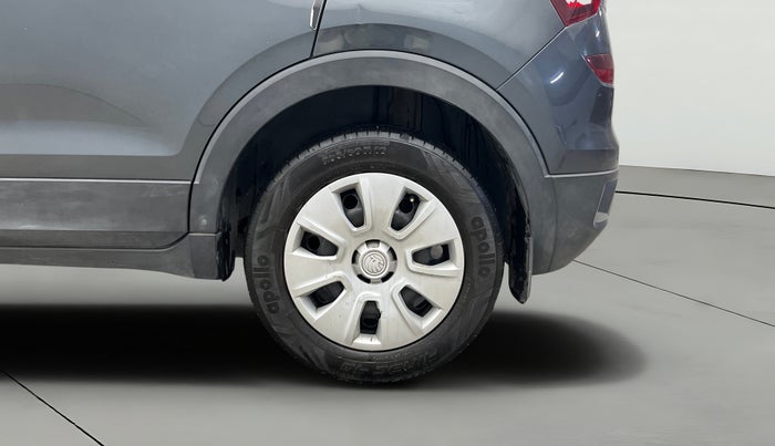 2022 Skoda KUSHAQ ACTIVE 1.0L TSI MT, Petrol, Manual, 28,926 km, Left Rear Wheel