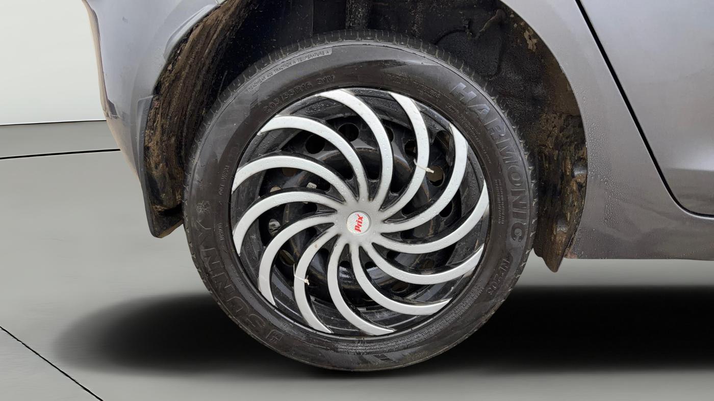 2022 Tata ALTROZ XM PLUS PETROL, Petrol, Manual, 63,153 km, Right Rear Wheel