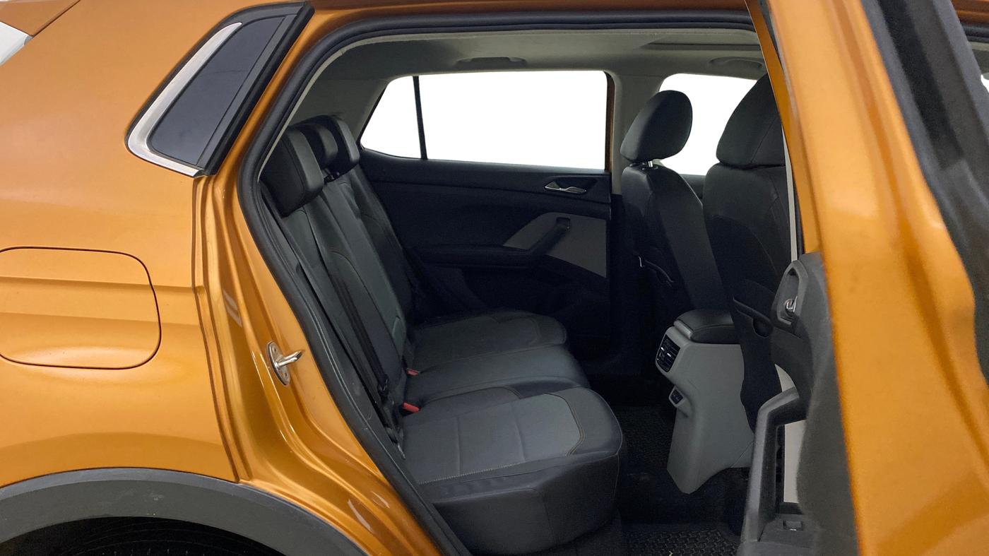 2021 Skoda KUSHAQ STYLE 1.0L TSI MT, Petrol, Manual, 42,465 km, Right Side Rear Door Cabin
