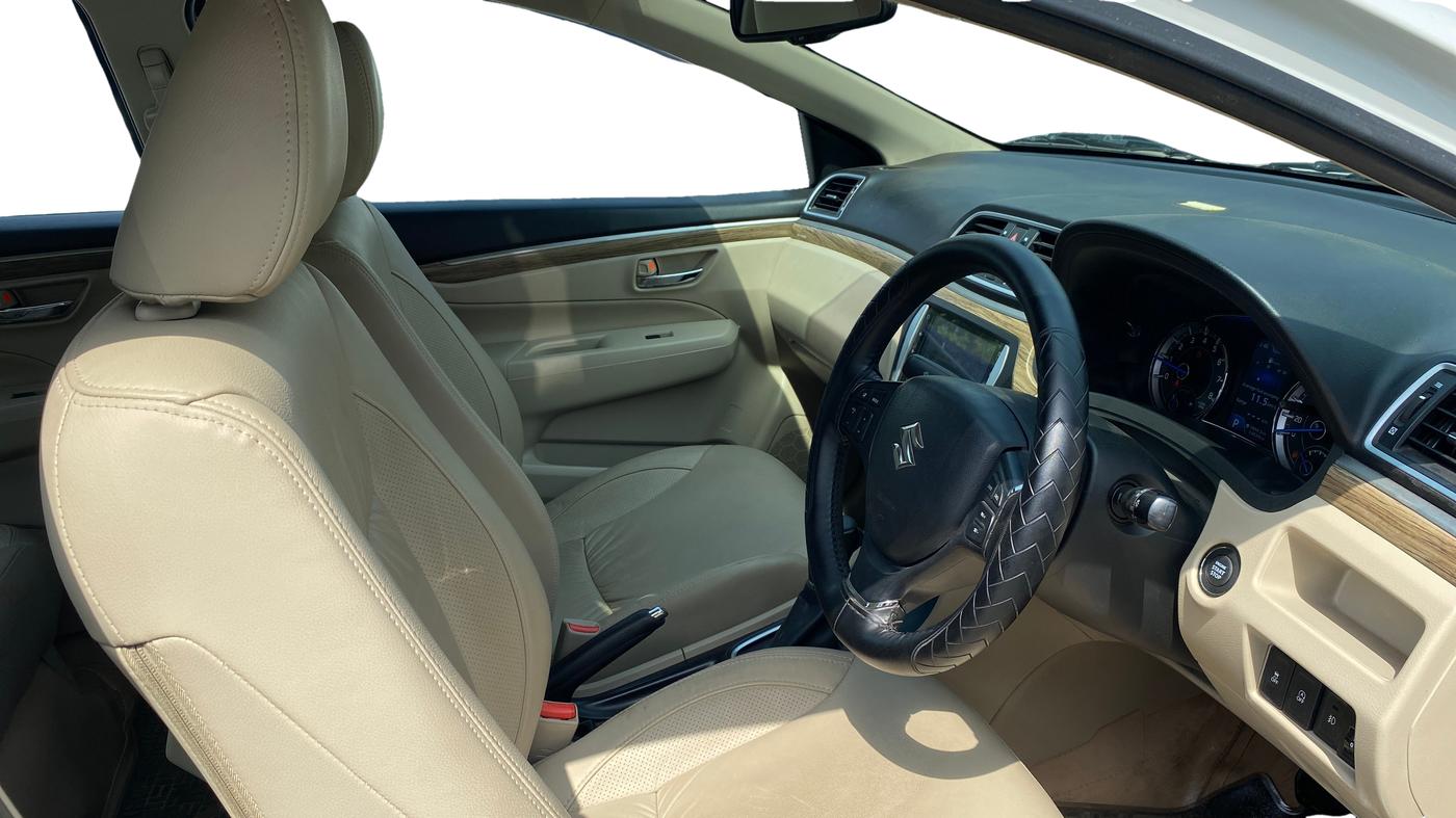 2024 Maruti Ciaz ALPHA  AT 1.5 SHVS PETROL, Petrol, Automatic, 13,508 km, Right Side Front Door Cabin