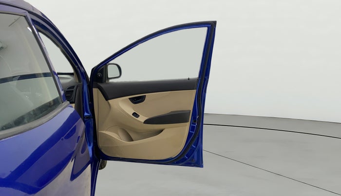 2012 Hyundai Eon MAGNA +, Petrol, Manual, 71,198 km, RHS Front Door