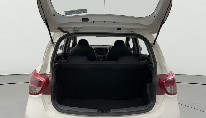 2017 Hyundai Grand i10 SPORTZ (O) AT 1.2 KAPPA VTVT, Petrol, Automatic, 24,817 km, Boot Open Zoomed View