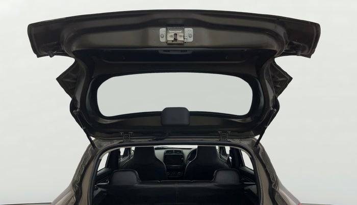 2019 Renault Kwid RXT 1.0 AMT (O), Petrol, Automatic, 38,432 km, Boot Door Open