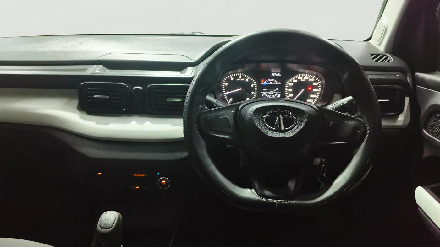 2022 Tata PUNCH PURE MT, Petrol, Manual, 78,306 km, Steering Wheel Close Up