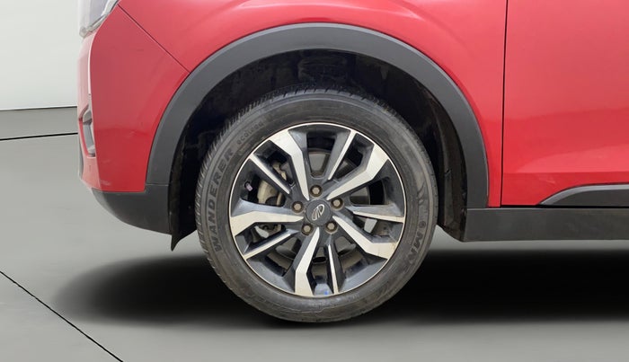 2021 Mahindra XUV300 W8 (O) 1.5 DIESEL AMT, Diesel, Automatic, 75,875 km, Left Front Wheel