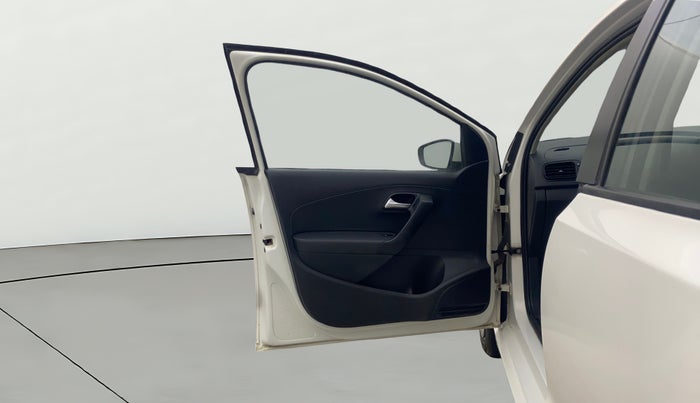 2018 Volkswagen Polo COMFORTLINE 1.0L MPI, Petrol, Manual, 78,133 km, LHS Front Door