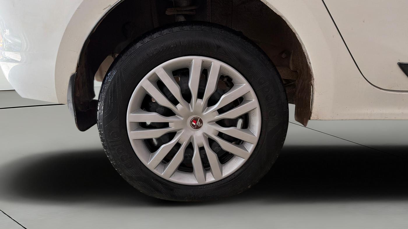 2022 Tata TIGOR XZ CNG, CNG, Manual, 71,249 km, Right Rear Wheel