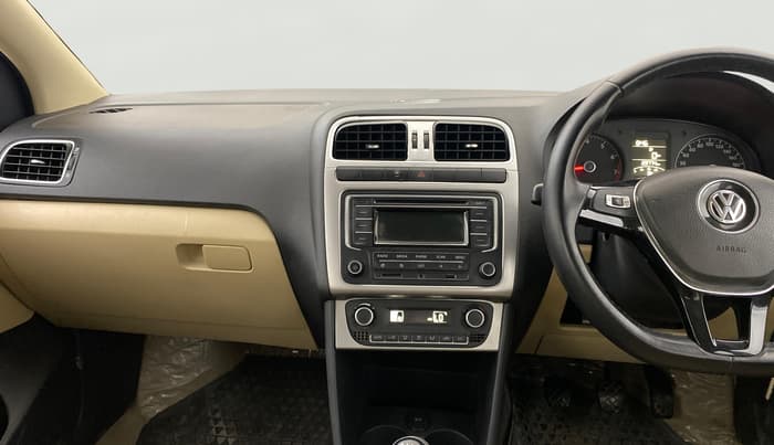 2014 Volkswagen Polo HIGHLINE1.2L, Petrol, Manual, 29,768 km, Air Conditioner