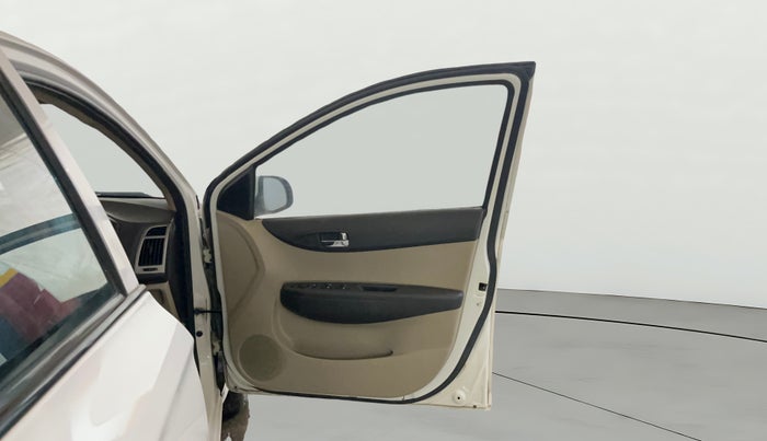 2014 Hyundai Elite i20 SPORTZ 1.2, Petrol, Manual, 41,304 km, RHS Front Door