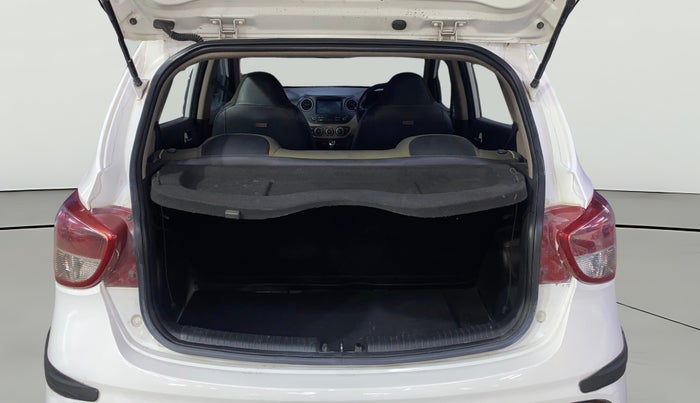 2019 Hyundai Grand i10 SPORTZ 1.2 KAPPA VTVT, Petrol, Manual, 1,00,189 km, Boot Open Zoomed View