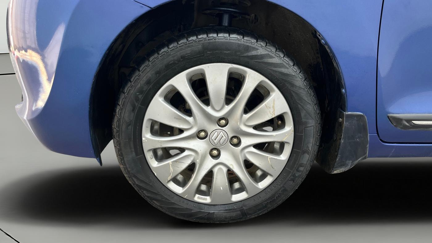 2017 Maruti Baleno ZETA PETROL 1.2, Petrol, Manual, 72,902 km, Left Front Wheel