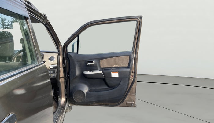 2014 Maruti Wagon R 1.0 LXI CNG, CNG, Manual, 70,329 km, RHS Front Door