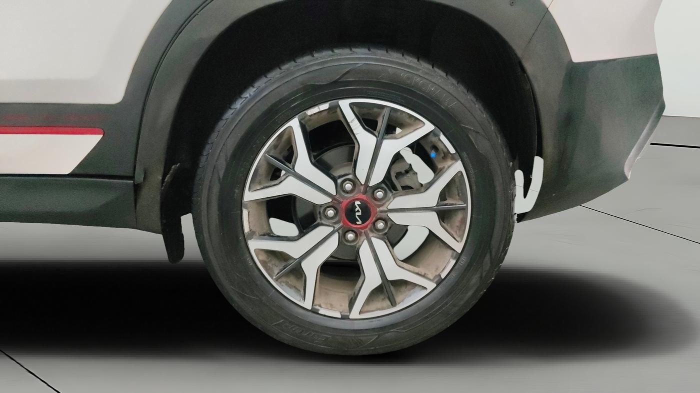 2021 KIA SELTOS GTX PLUS 1.5 DIESEL AT DUAL TONE, Diesel, Automatic, 1,18,560 km, Left Rear Wheel