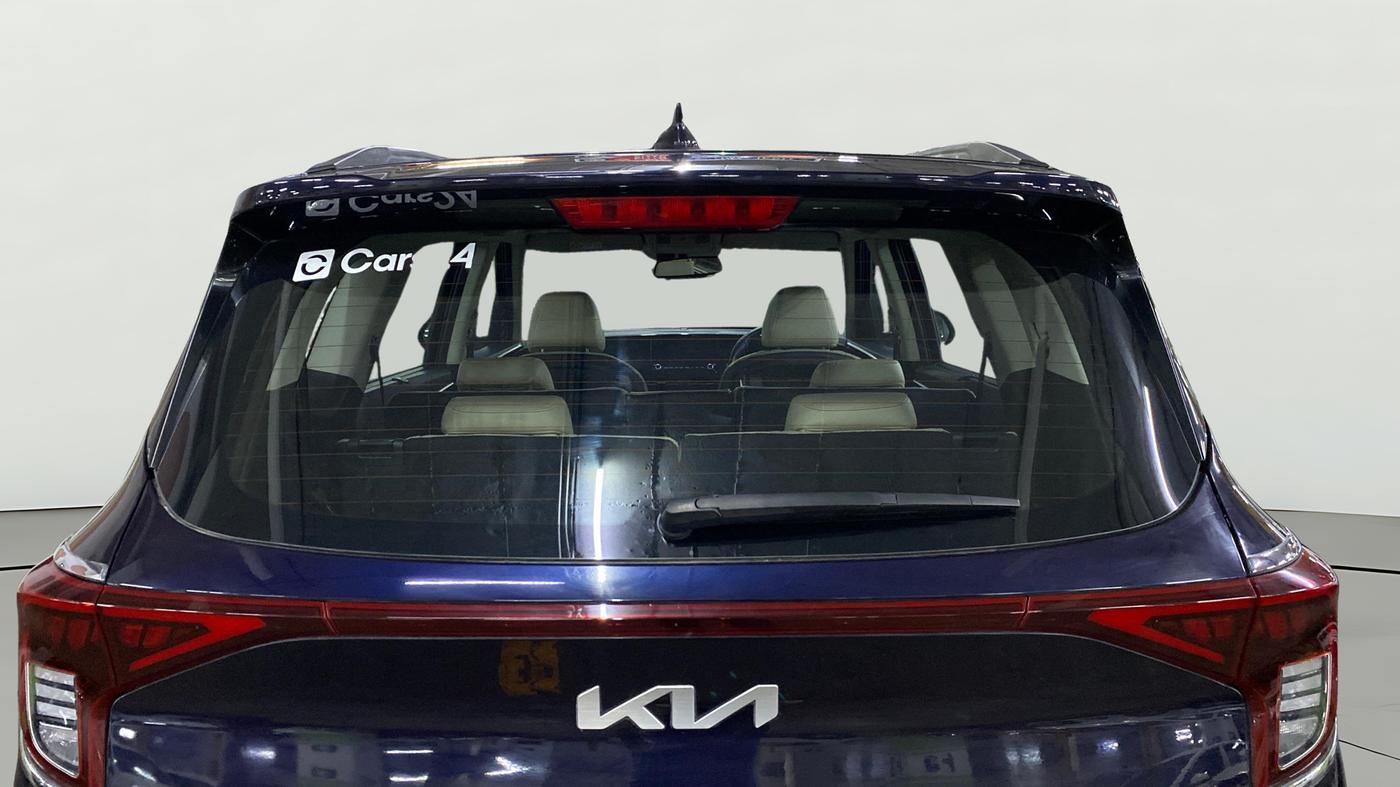 2022 KIA CARENS LUXURY PLUS 1.4 PETROL 7 STR, Petrol, Manual, 42,324 km, Rear Windshield