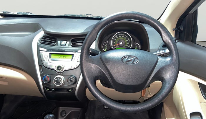 2015 Hyundai Eon MAGNA +, Petrol, Manual, 37,276 km, Steering Wheel Close Up