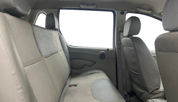 2013 Mahindra Quanto C4, Diesel, Manual, 48,755 km, Right Side Rear Door Cabin