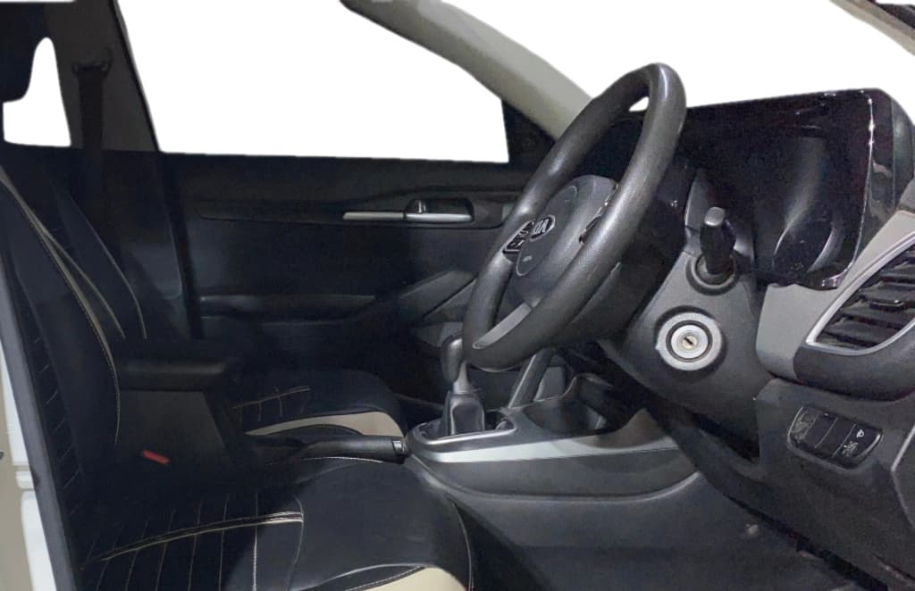 2020 KIA SELTOS HTE 1.5 DIESEL, Diesel, Manual, 74,186 km, Right Side Front Door Cabin
